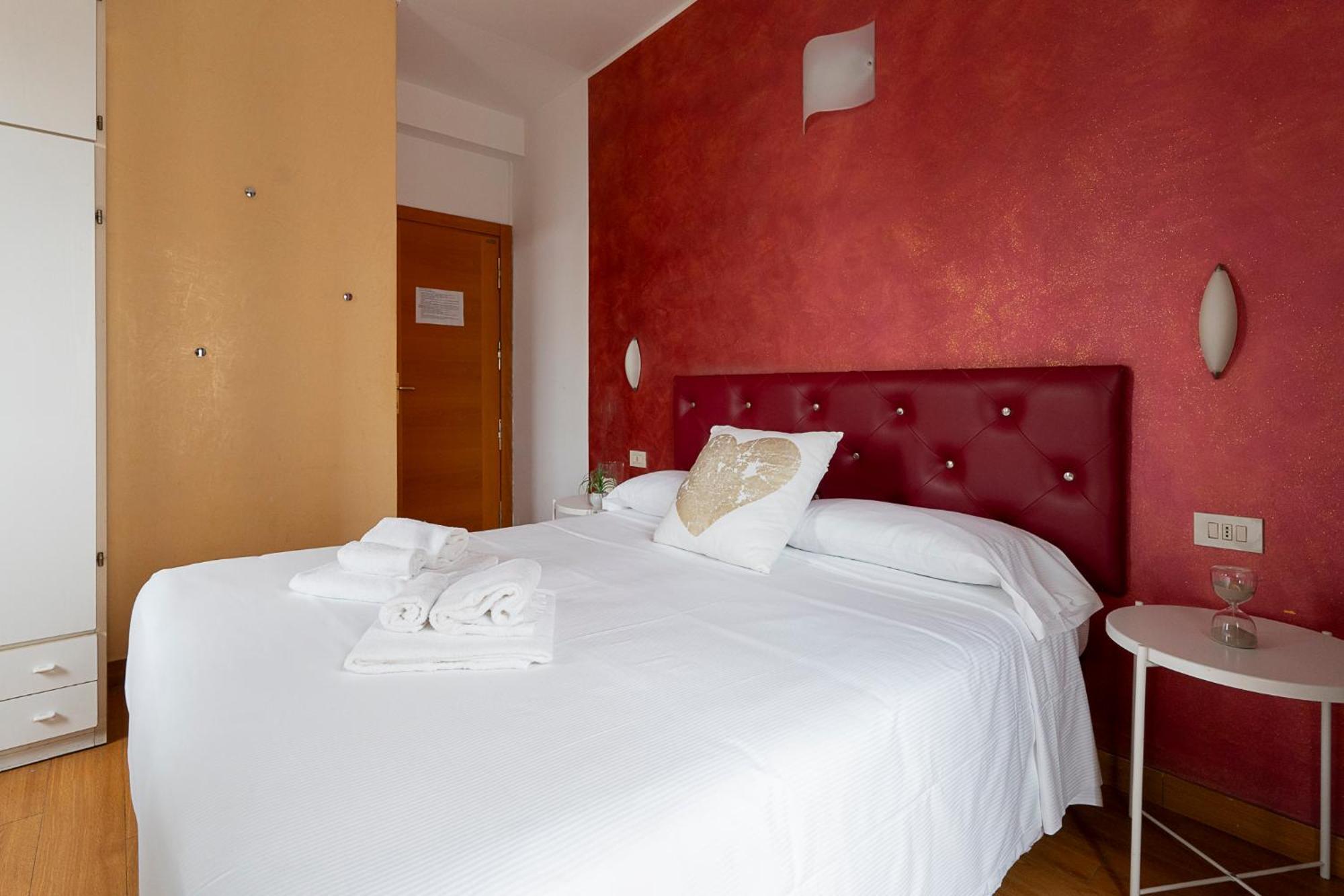 Hotel Le Vele - Fronte spiaggia Playa del Sol 108-109 Riccione Esterno foto